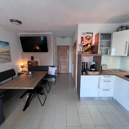 Apartment Mira - Sea View トロギール エクステリア 写真